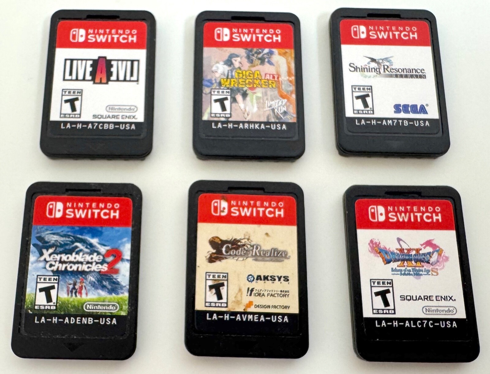 Nintendo Switch Game Bundle - Xenoblade Chronicles 2 Dragon Quest XI Live A Giga-image