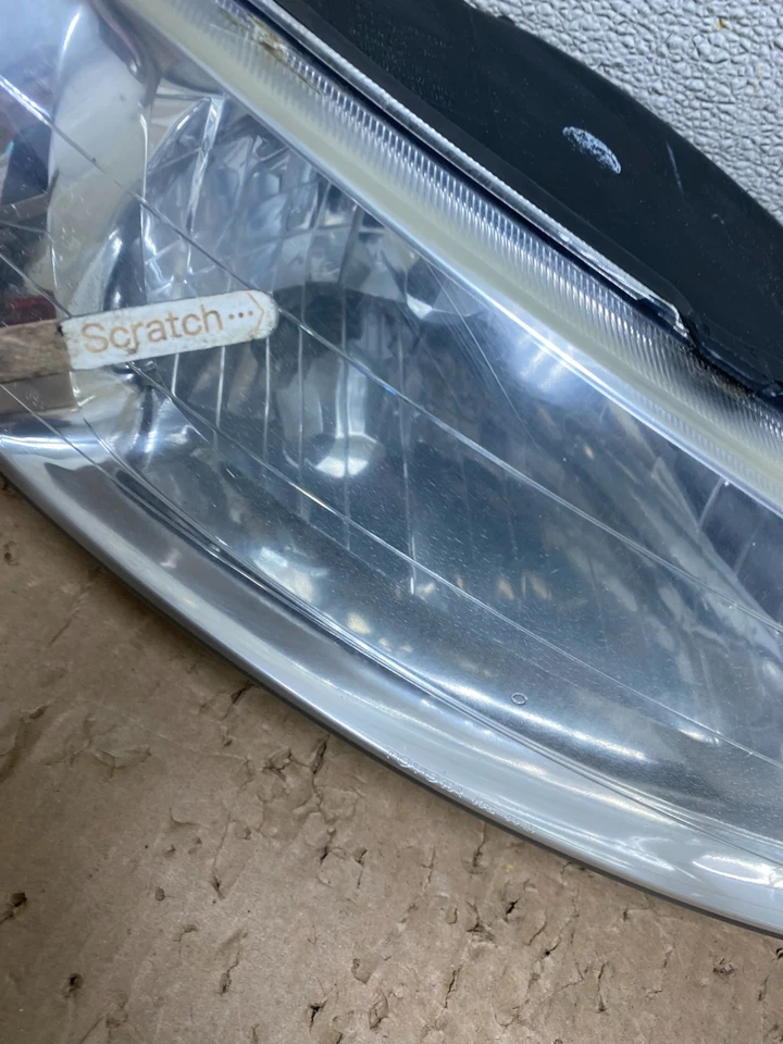 1999-2001 Toyota Solara левый + правый галогенные фары U0576 DW - Изображение 4 из 4