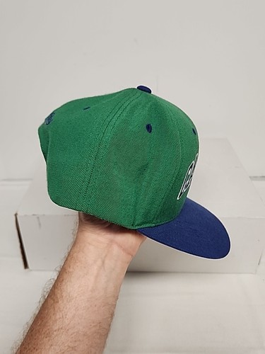 Vtg Mitchell & Ness Vancouver Canucks NHL Wool Snapback Cap 3D Logo Hat One Size - Picture 4 of 8
