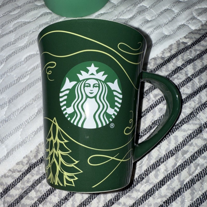 Starbucks Christmas Green 2020 Mug With Handle, 10 Fl. Oz. Starbucks siren logo 