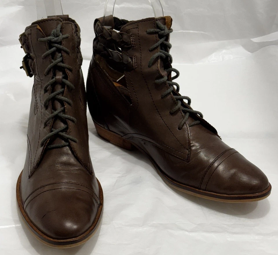 Bota feminina LATIGO couro marrom trança fivela/laço no tornozelo cowgirl slip on 8.5 - Imagem 4 de 4