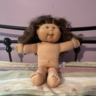 Cabbage Patch Kids 16in Cloth Body Girl Doll Curly Brown Hair Green Eyes Signed — photo 2