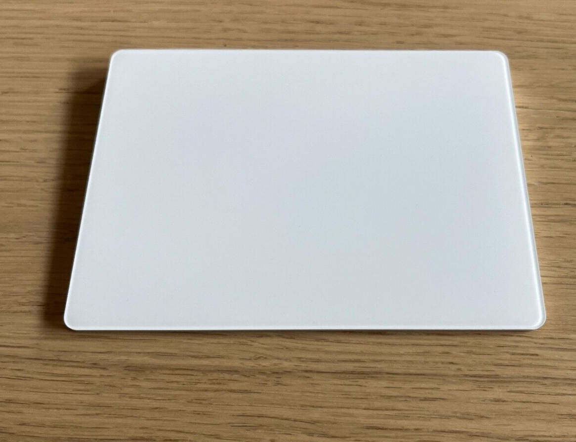 Apple Magic Trackpad ホワイト Multi-touch 対応 【公式通販】