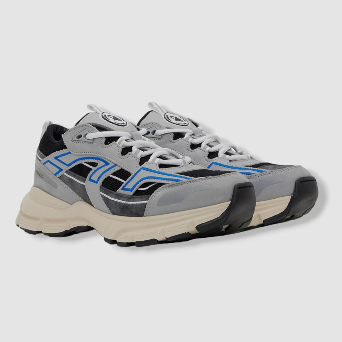【関税込み】Axel Arigato グレー Marathon R-Trail スニーカー $462 Axel Arigato Men's Gray Marathon R-Trail Sneaker Shoes