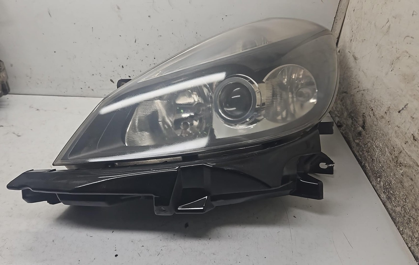 FARO ANTERIORE DESTRO PER RENAULT Clio Serie (04>08)