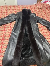 Full Length Coat with Fur Lining   Y2K / Early 2000s