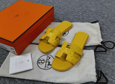 Hermès Oran Gelb Leder Damen Flache Sandalen Größe 36 H-Riemen