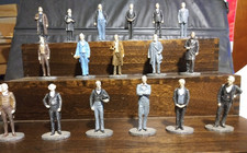 Vintage 1985 Danbury Mint 16 Diff  