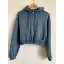ALO Yoga Cropped Half-Zip Hoodie in Slate Blue Small