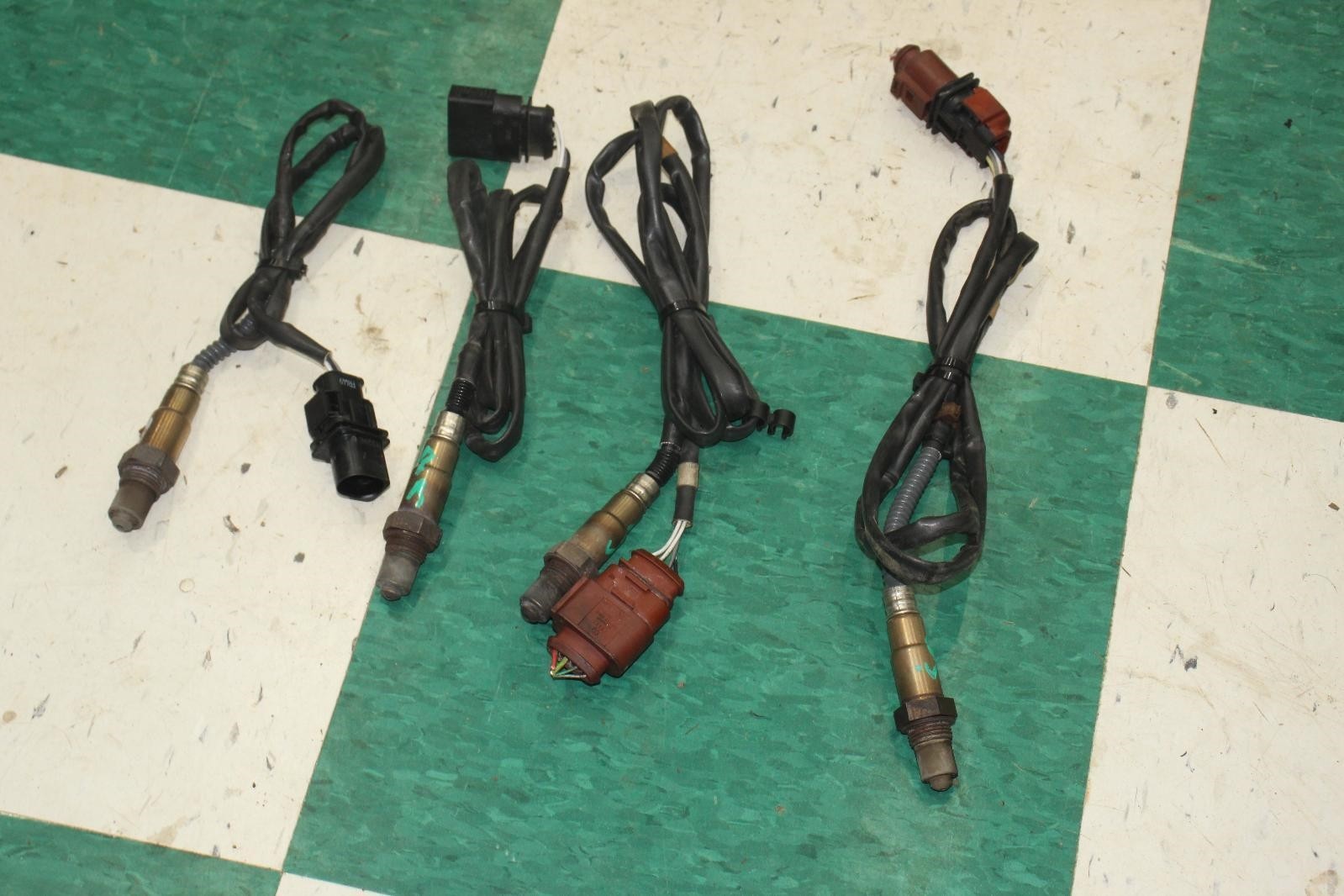 13-18 Continental Electronic Set Of Four 4x Motor Engine Exhaust Oxygen Sensors