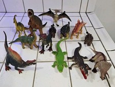Lot Of 13 Toy Dinosaurs Vintage Assorted