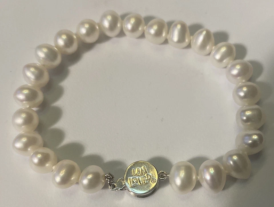 Brazalete Helzberg Diamantes Genuino Brillante Perla Blanca Firmado Soy Amado PGPM Foto 4 de 4