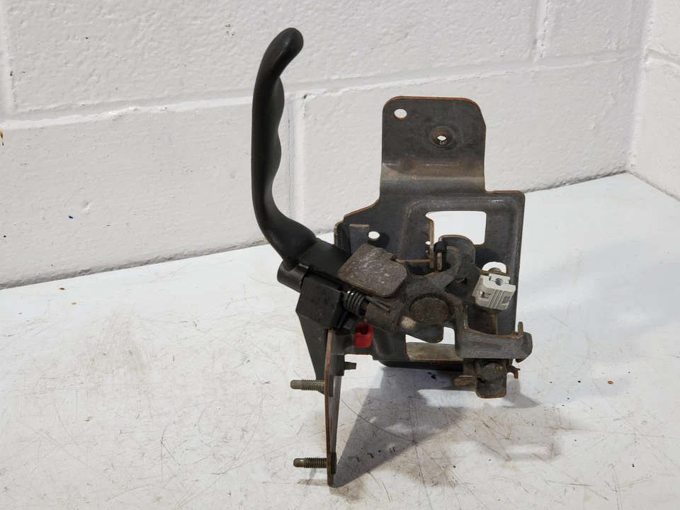 Parte trasera derecha extendida. Manija de puerta interior de cabina Chevy GMC Silverado Sierra 1999-2007 Foto 2 de 4