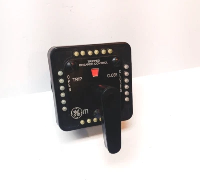 GE ITI 952438D-L4R120 Circuit Breaker Control Switch