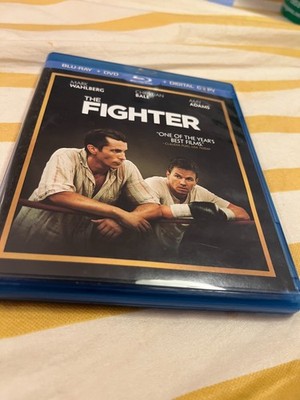 The Fighter  (Blu-ray/DVD, 2011, 2-Disc Set, Includes Digital Copy) CIB