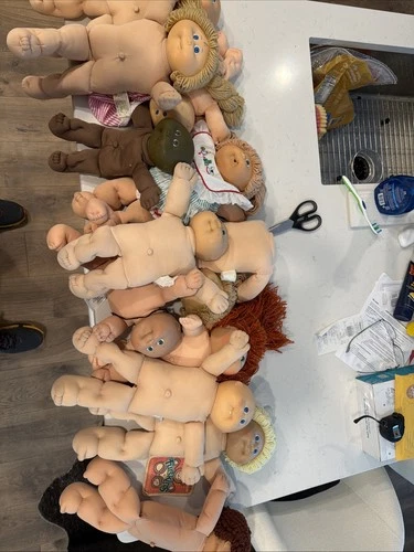 VINTAGE  CABBAGE PATCH KIDS LOT OF 11 NO CLOTHES 1980s