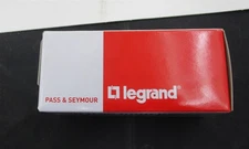 Pass And Seymour 125V Hospital Grade Tamper-Resistant Receptacle, TR15HUSBAC6W