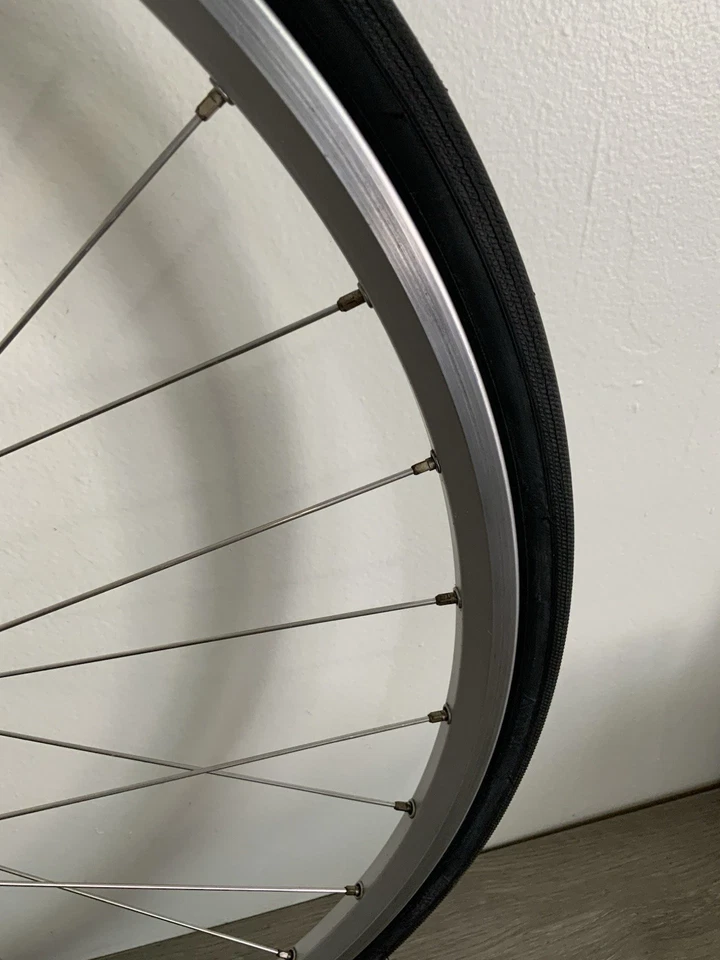 CONJUNTO DE RODAS CAMPAGNOLO MONTREAL 700C CLINCHER CAMPAGNOLO CUBOS DE REGISTRO E 8 VELOCIDADES - Imagem 4 de 4