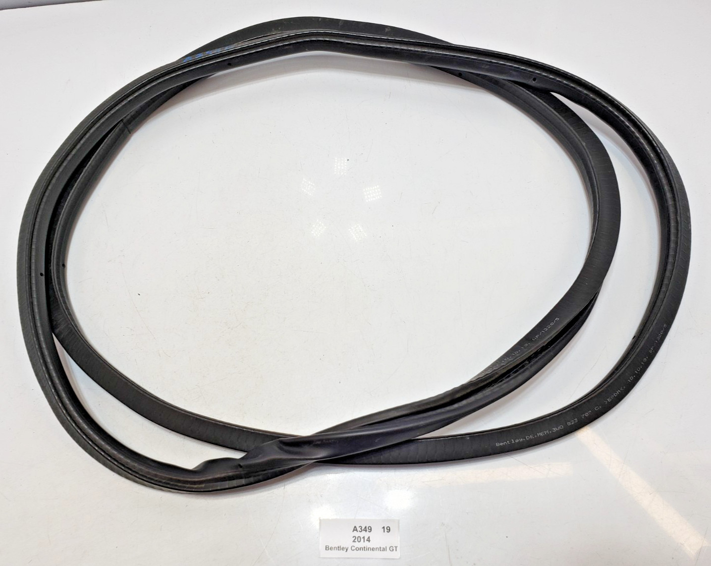 ✅ 12-17 OEM Bentley Continental GT Front Hood Seal Weather Strip Gasket