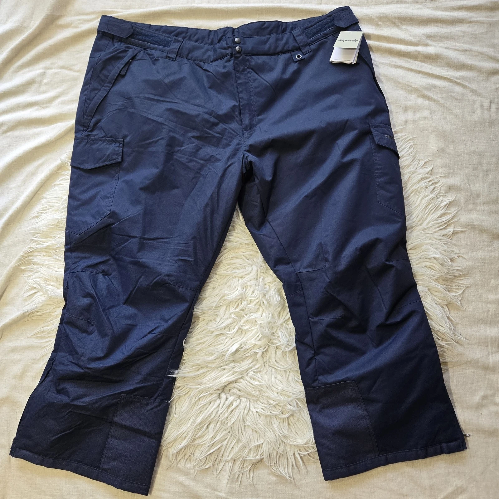 Ski Gear Ski Snow Pants Nylon Insulated Navy Men's Size 4X-Large
Opens in a new window or tab