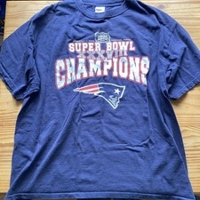 Vintage 2004 New England Patriots Super Bowl crewneck Tshirt Made In USA Sz XL