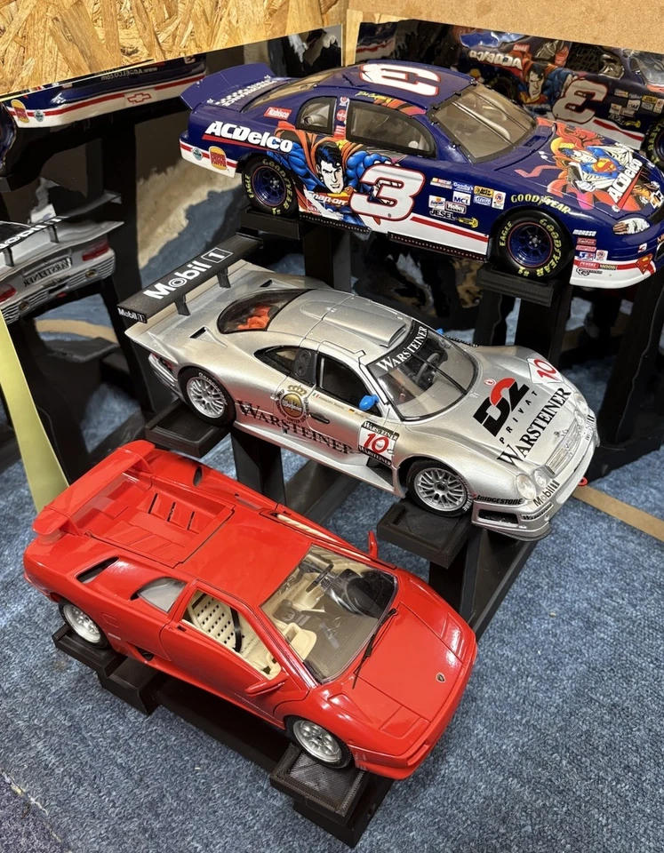 1:18 Scale Car Triple  Display Stand - Image 3 of 4