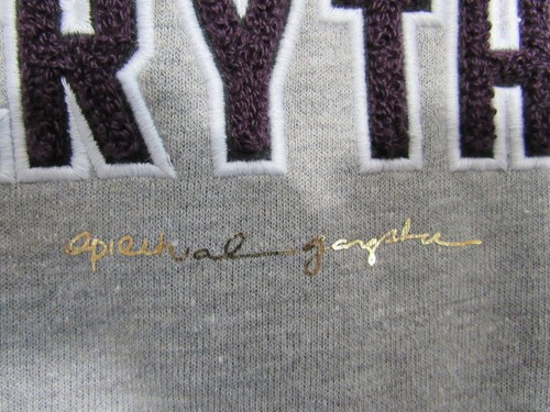 Sudadera Spiritual Gangster Gris Felicidad Sobre Todo Forrada de Terry XS NUEVA CON ETIQUETAS - Imagen 5 de 8
