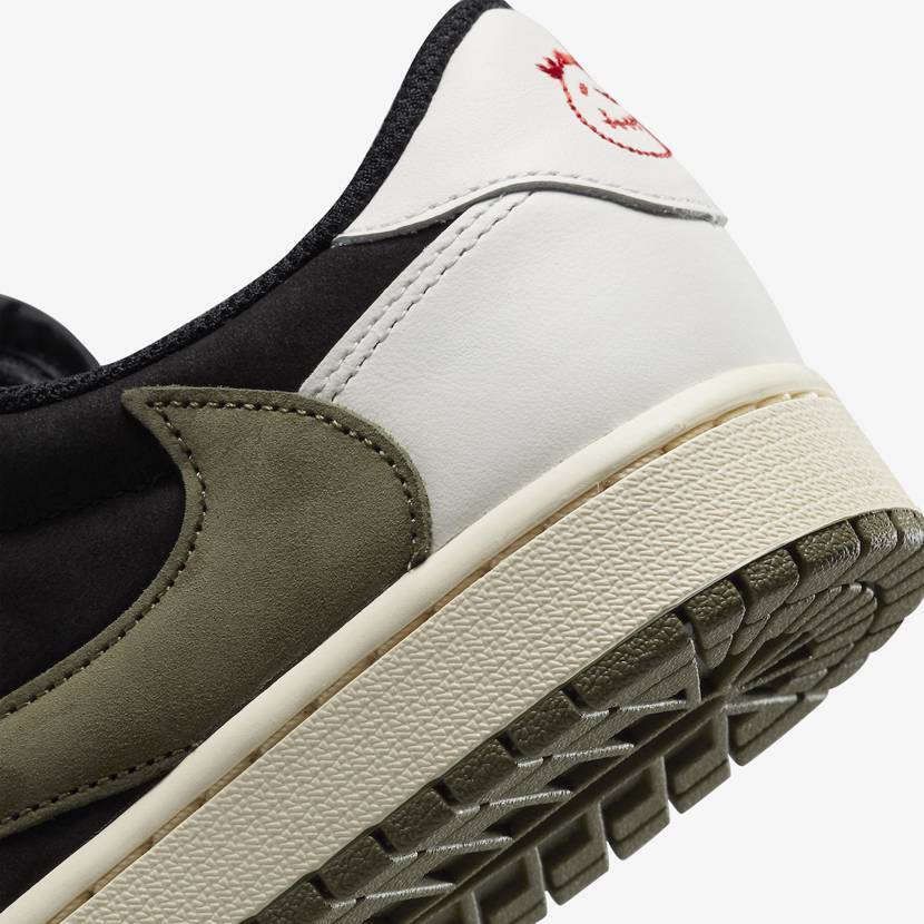 Travis Scott × Nike WMNS Air Jordan 1 Low OG Medium Olive Travis Scott × Nike WMNS Air Jordan 1 Low OG Medium Olive