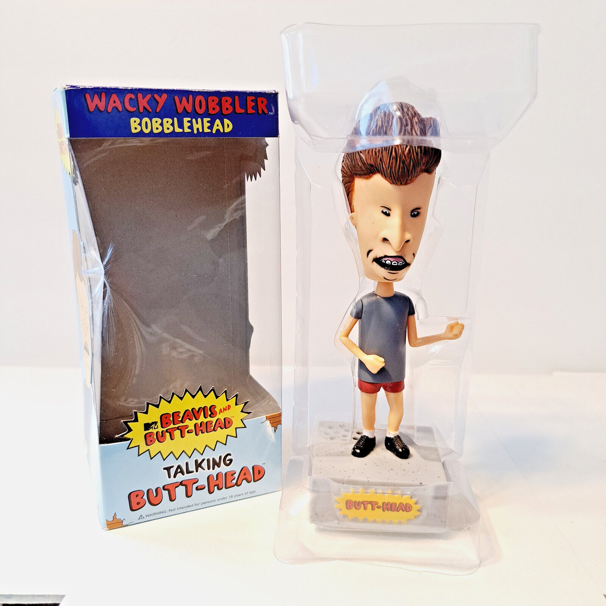 その他 funko wacky wobbler DIG 'EM Amazon.com: Funko Fun on The Run Wacky Wobblers - Freddy