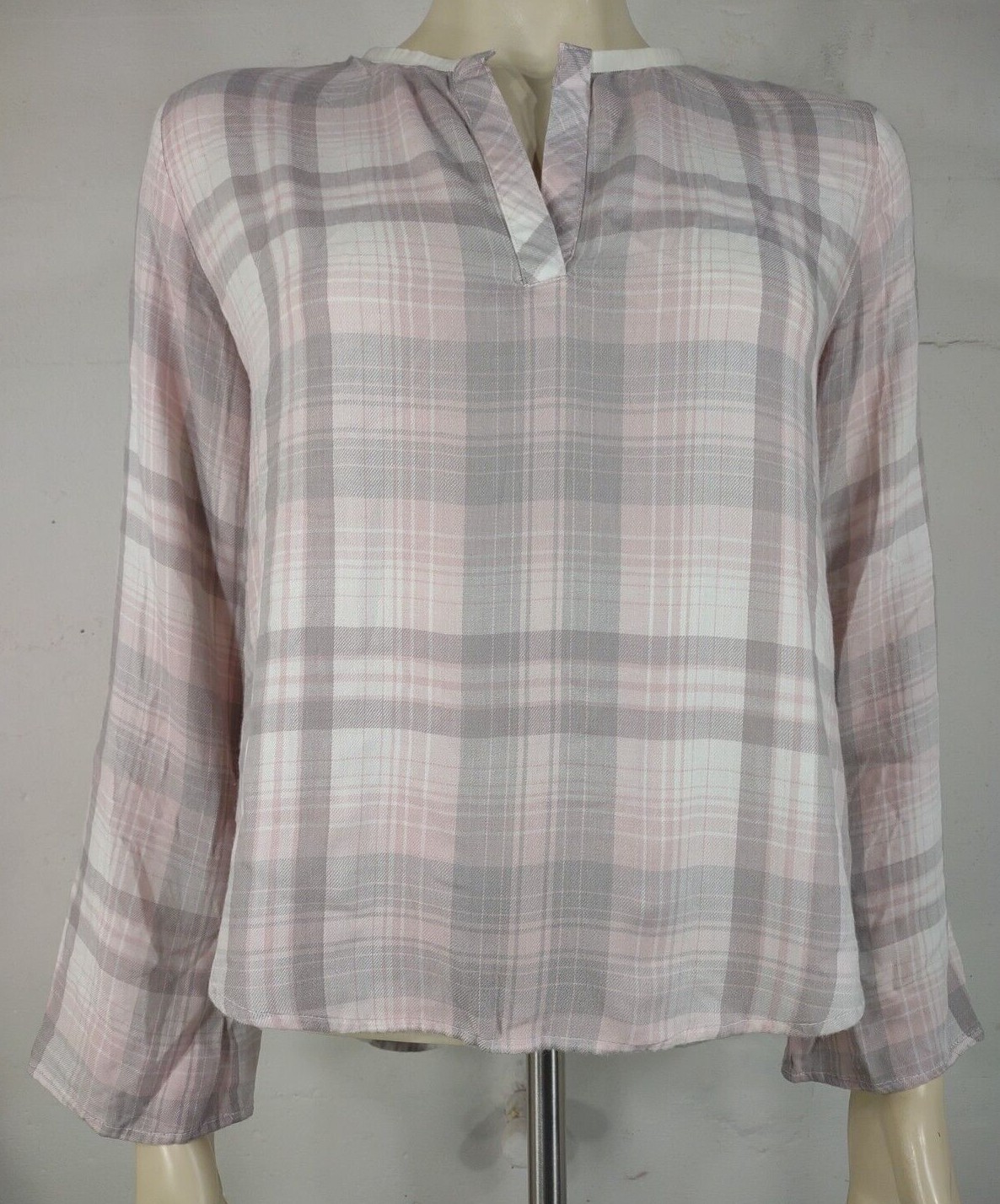 Pink Gray White Rayon Blend Long Sleeve Blouse for Women Size Small