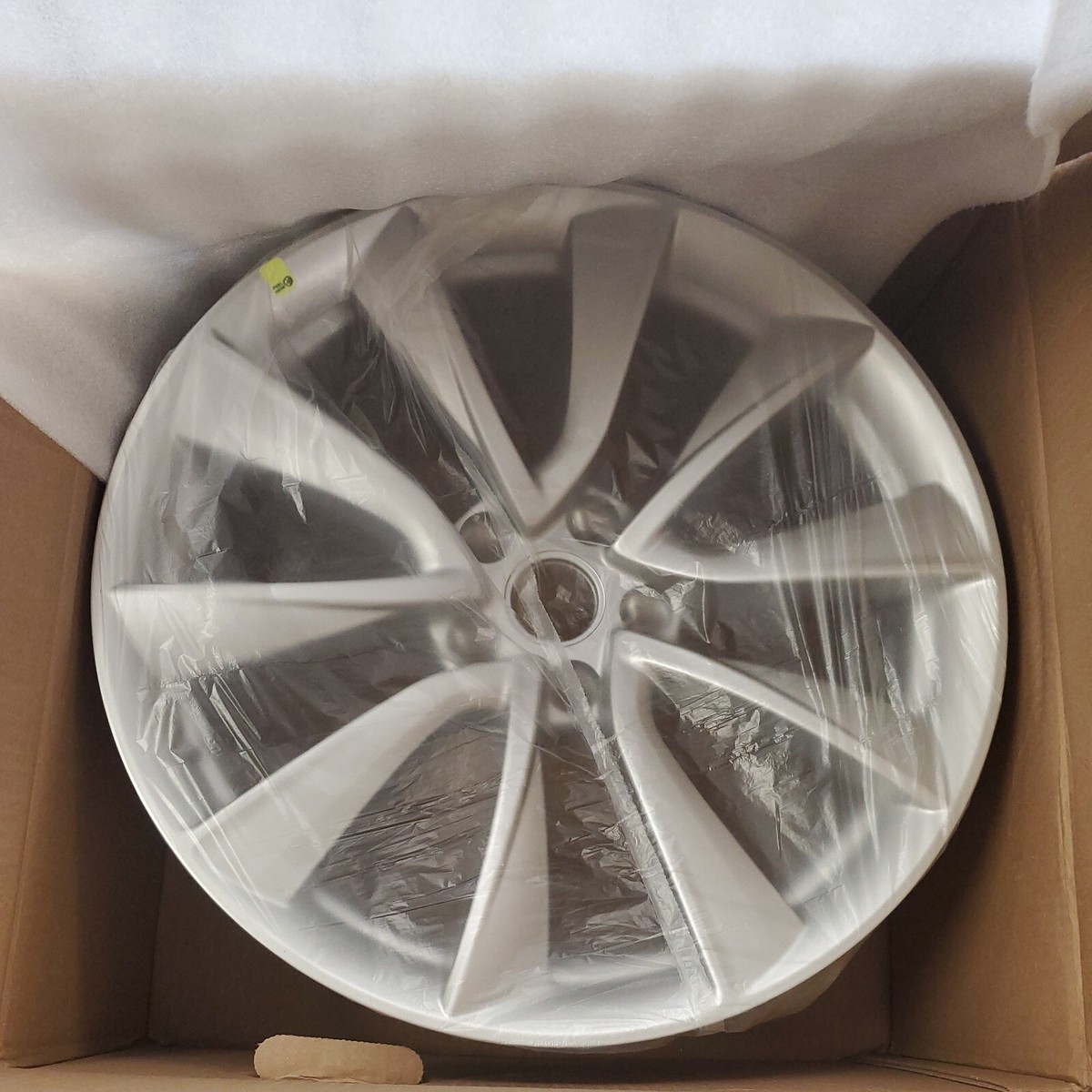 Teslaホイール④ピコカツ T Sportline Japan Authorized Dealer ｜ティースポーツライン正規代理店