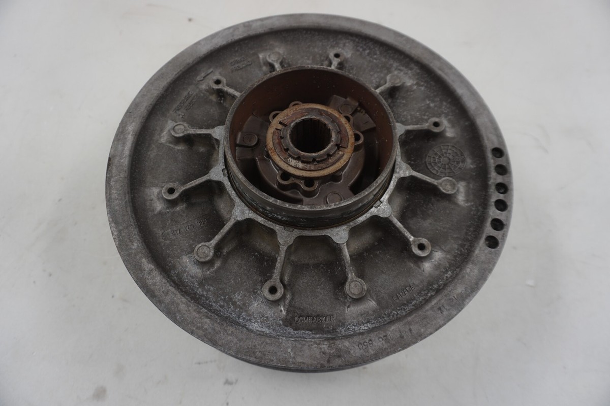 2004-2005 Ski-Doo 600 800 OEM Secondary Driven Clutch MXZ X GSX