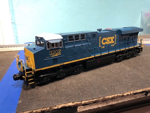 MTH 0 Gauge Railking Imperial ES44ac CSX #3202 | Zustand: Used