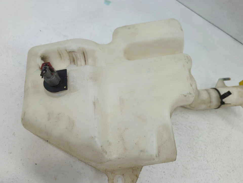 2011 Dodge Grand Caravan Windshield Washer Fluid Reservoir Bottle Oem ZYPHT - Image 4 of 4