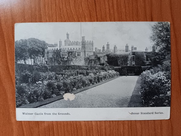 tarjeta postal WALMER CASTILLO THE GROUNDS dover standars serie PEQUEÑO DEFECTO