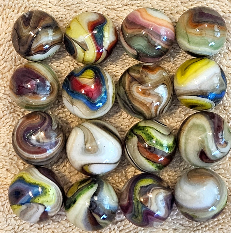 16 MINT DAS Marbles from "Hawkeye" Collector's  Run 06-16-2017.   Lot 0194