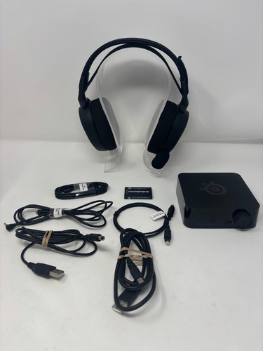 SteelSeries Arctis 7+ Wireless Bluetooth Gaming Headset with Accessories - Black