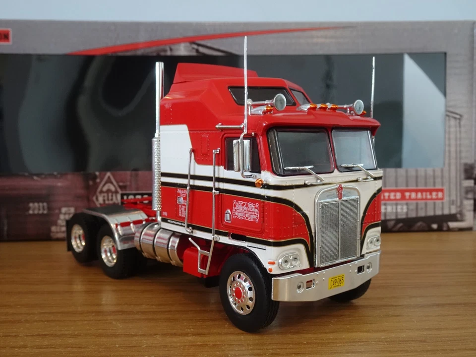 ICONIC REPLICAS IXO B.J. & THE BEAR (TV) KENWORTH K100 TRUCK MODEL 43-0217 1:43 - image 4 of 4