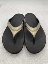 OOFOS OOlala Women’s Size 10 EU 41 Metalic Thongs Recovery Comfort Sandals