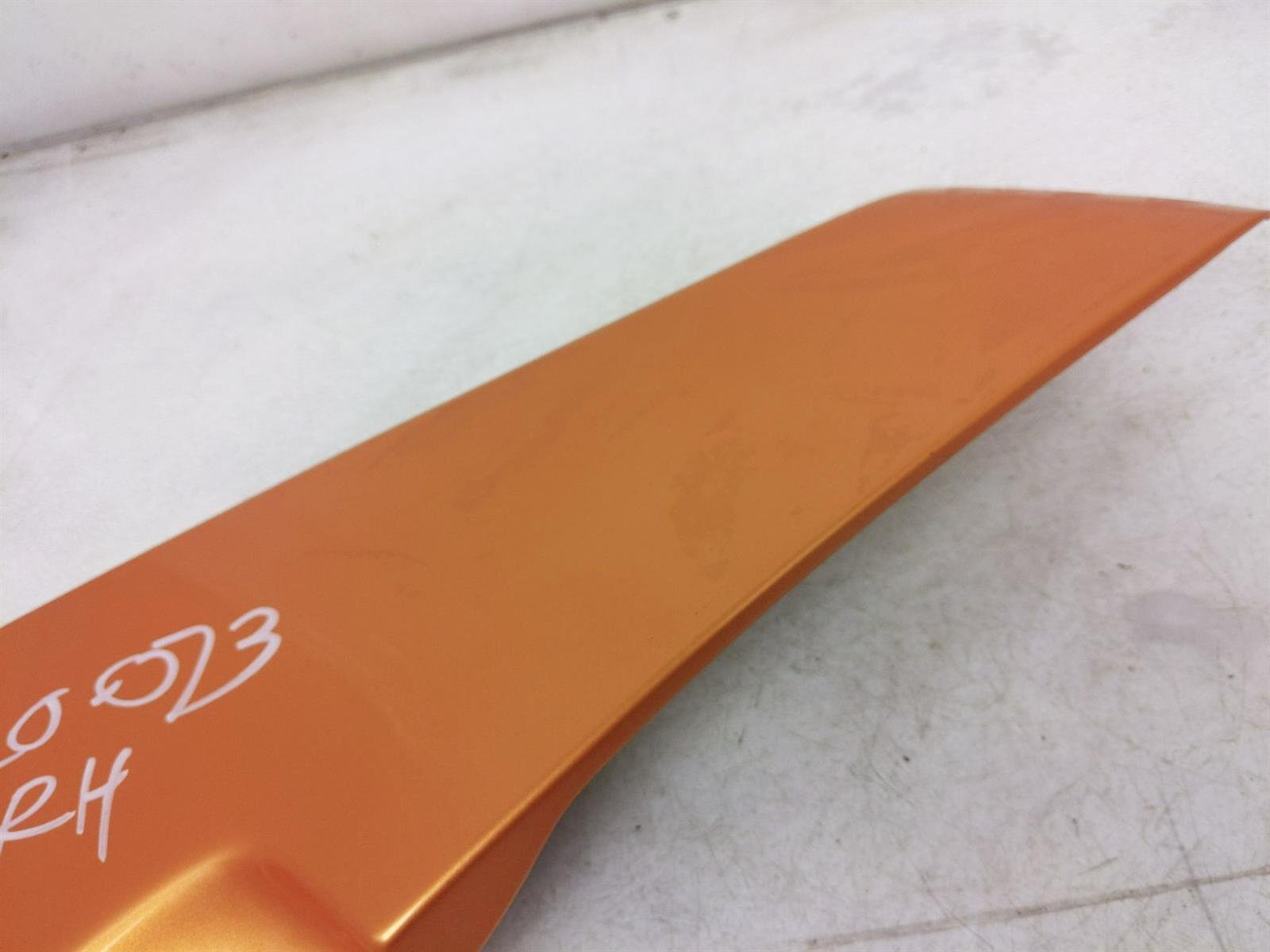 1995-2005 Acura Nsx Passenger Right Center Pillar Molding - Imola Orange
