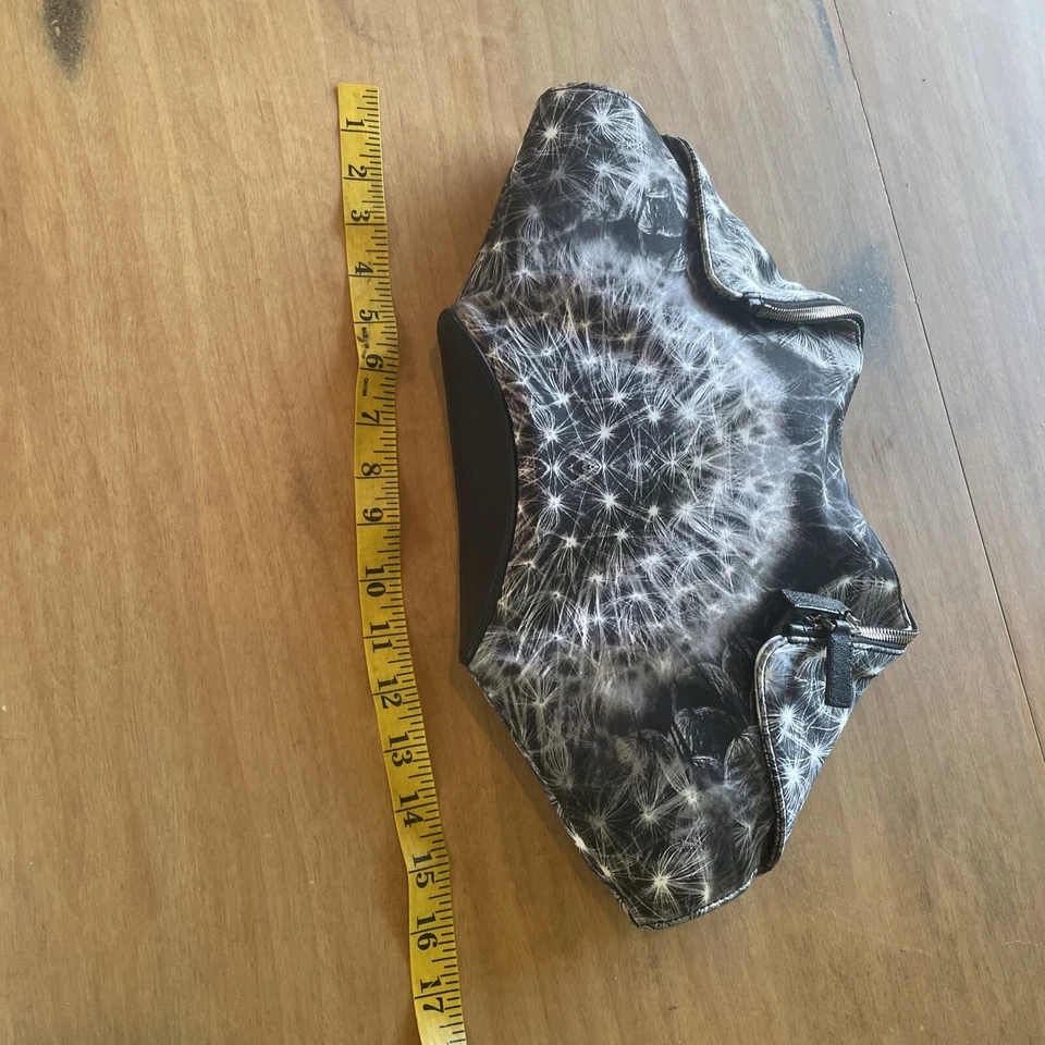 Bolso sin asas 26b Alexander McQueen cuero estampado diente de león De-Manta nuevo con etiquetas Foto 4 de 4