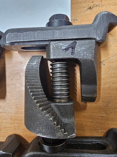 4 AMF Spannpratzen Nutenbreite 12mm für Deckel Fräsmaschinen - Bild 2 von 4