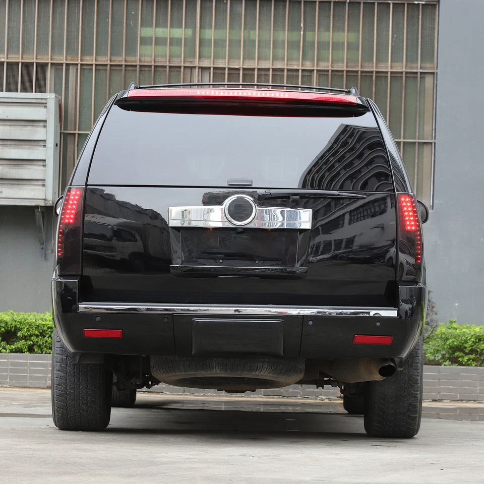 Cubierta de luz trasera ahumada para Cadillac Escalade 2007-2014 Blackout Overlay Len Foto 3 de 4