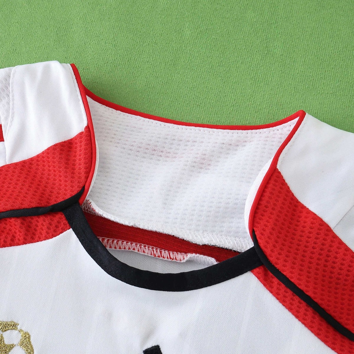 Ronaldinho 10 AC Milan 2006 2007 White Kids Youth Kit Size 28 Age