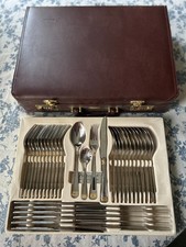 High Quality Beautiful 72 piece German Solingen Gold Plated Cutlery Set  