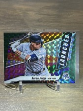 2021 Panini Mosaic Aaron Judge Launched Green Mosaic Prizm #L2 New York Yankees