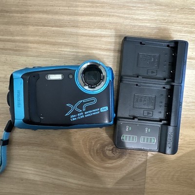 Fujifilm FinePix XP140 Blue Waterproof Digital Camera Works Great!