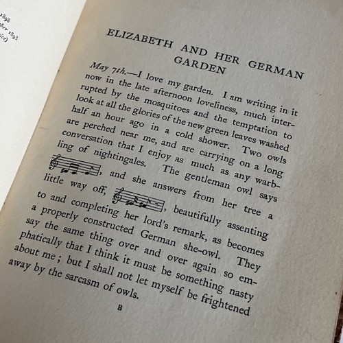 Antikes Buch ~ 1899 Elisabeth und ihr deutscher Garten Macmillan & Co - Bild 11 von 16