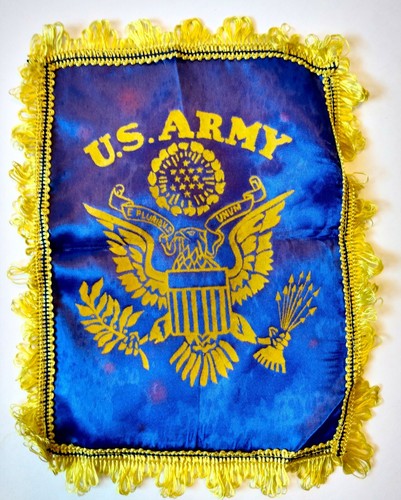 Vintage 4 Pieces, 1940's, US Army WWII Era, 1-41" Large, 3-Doily Memorabilia Set - Picture 4 of 6