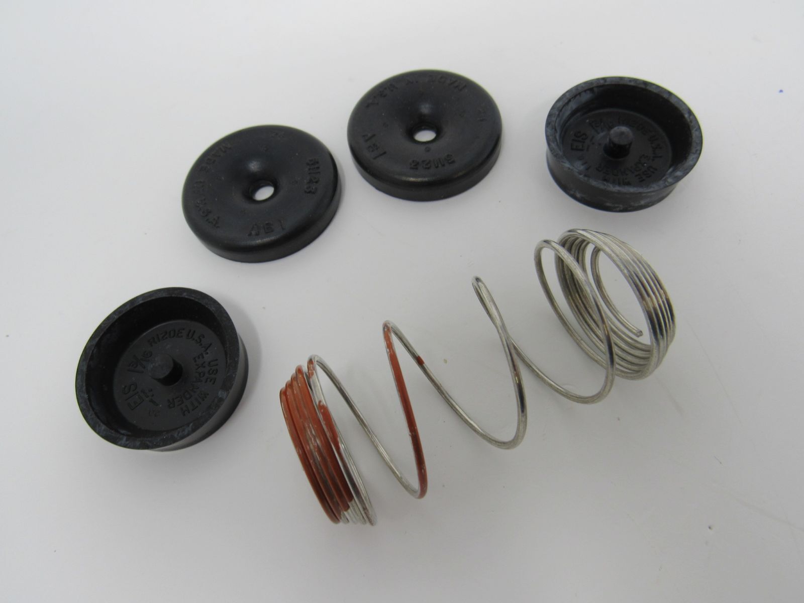 Carquest EIS Drum Brake Wheel Cylinder Repair Kit C972